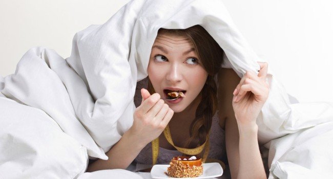 10 mitos e verdades sobre comer à noite