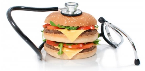 Alimentação de boa parte das pessoas é um risco para o organismo